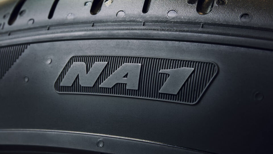 Reifenbezeichnung auf Reifen