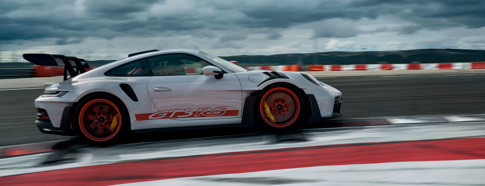 Porsche 911 Carrera 4